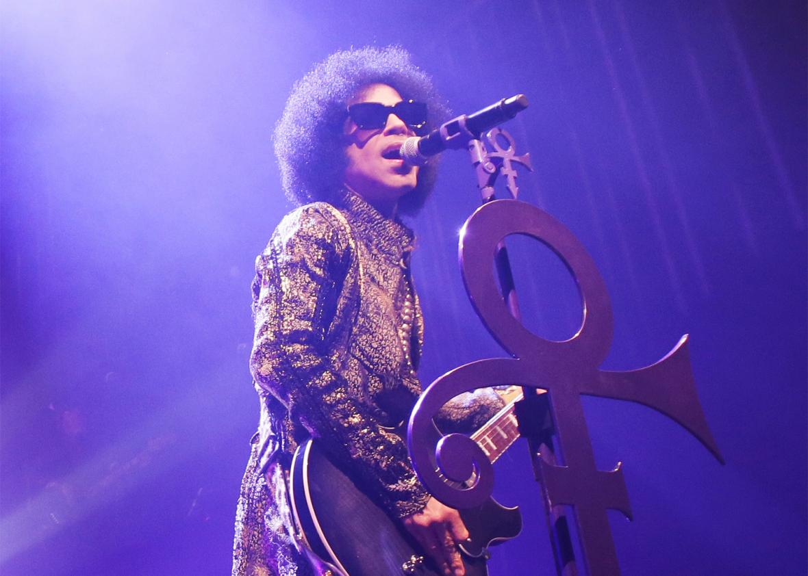 469147008-prince-performs-onstage-during-the-hitnrun-tour-at-the.jpg.CROP.promo-xlarge2